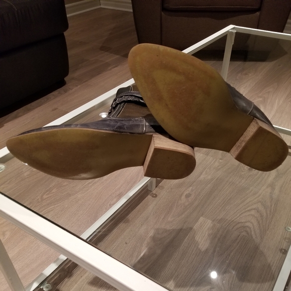 Leather booties - Picture 4 of 4